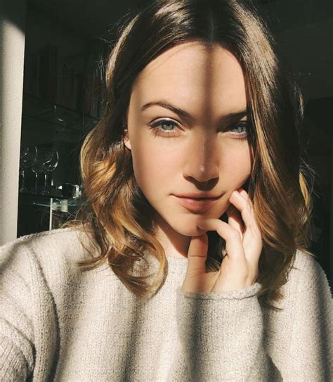 𝕍𝕚𝕠𝕝𝕖𝕥𝕥 𝔹𝕖𝕒𝕟𝕖 (@violettbeane) • Instagram photos and videos.